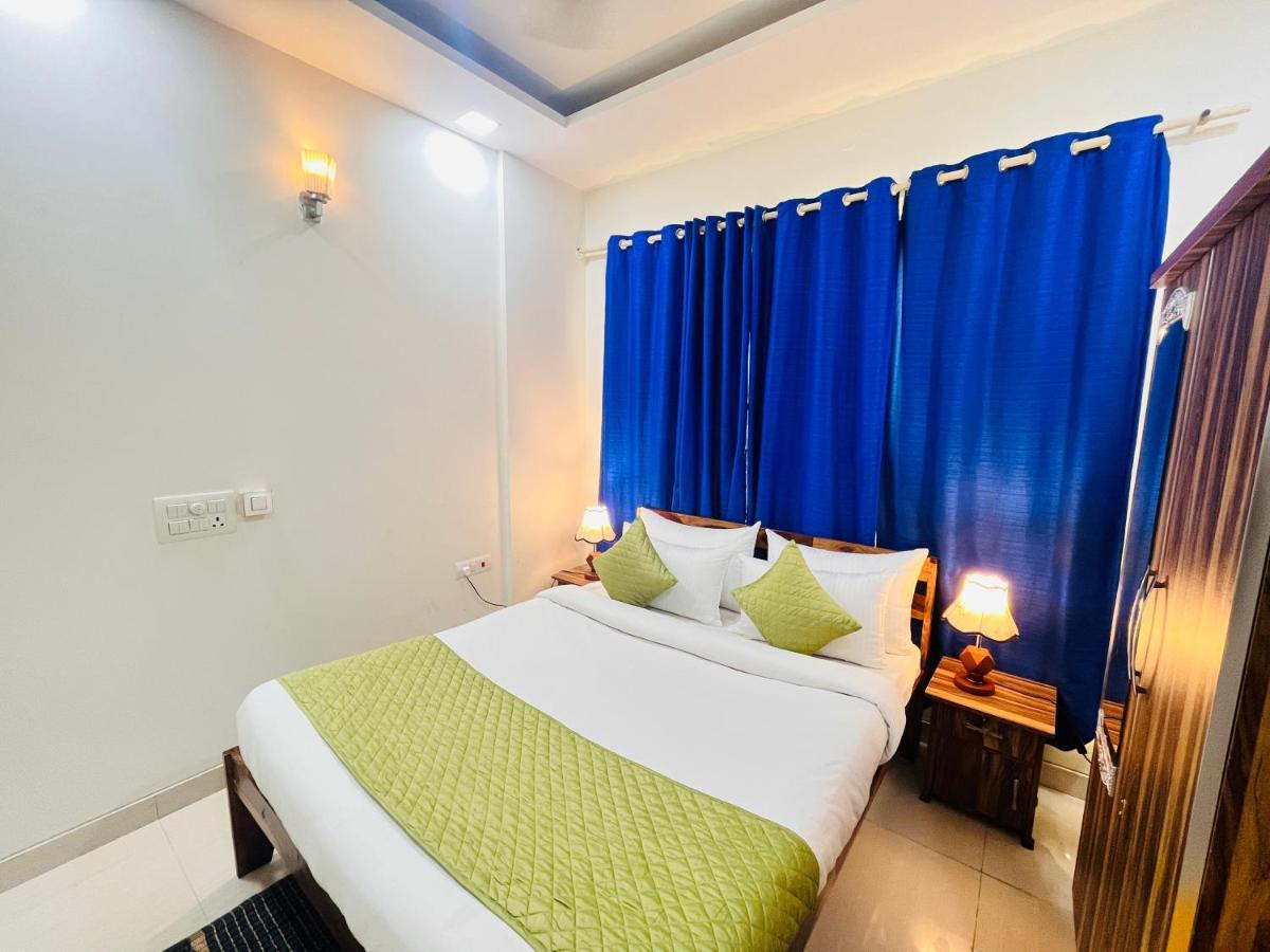 Hotel Park Pride Pitampura New Delhi, Couple Friendly Exterior photo