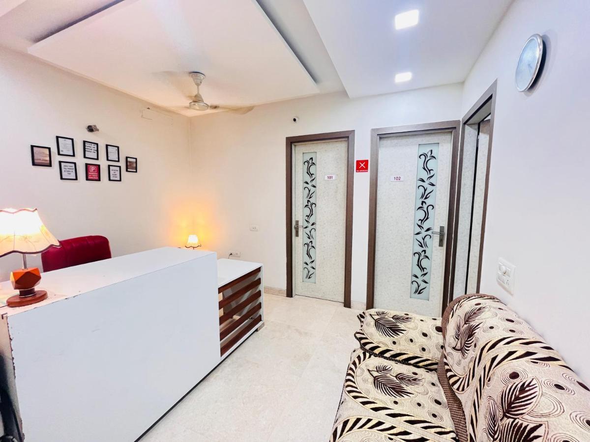 Hotel Park Pride Pitampura New Delhi, Couple Friendly Exterior photo